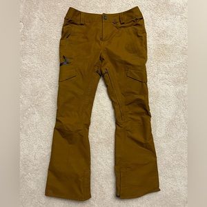 Women’s size M - VOLCOM Gore Tex Snowboard Ski Snowpants
